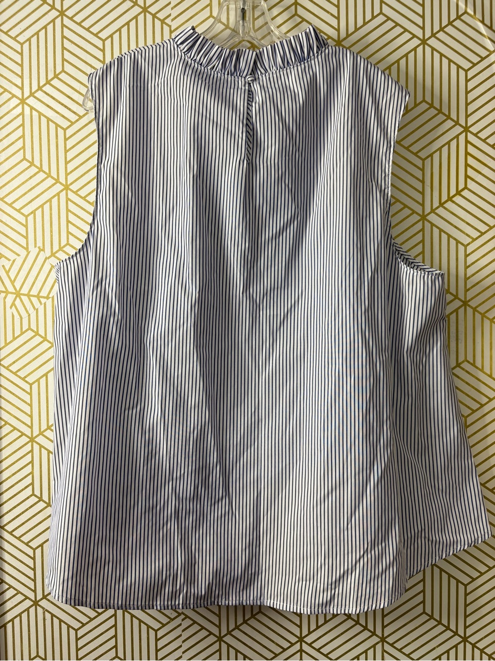 Preston & York Striped Sleeveless Ruffle Neck Top - Blue/White size 18 - Picture 4 of 4